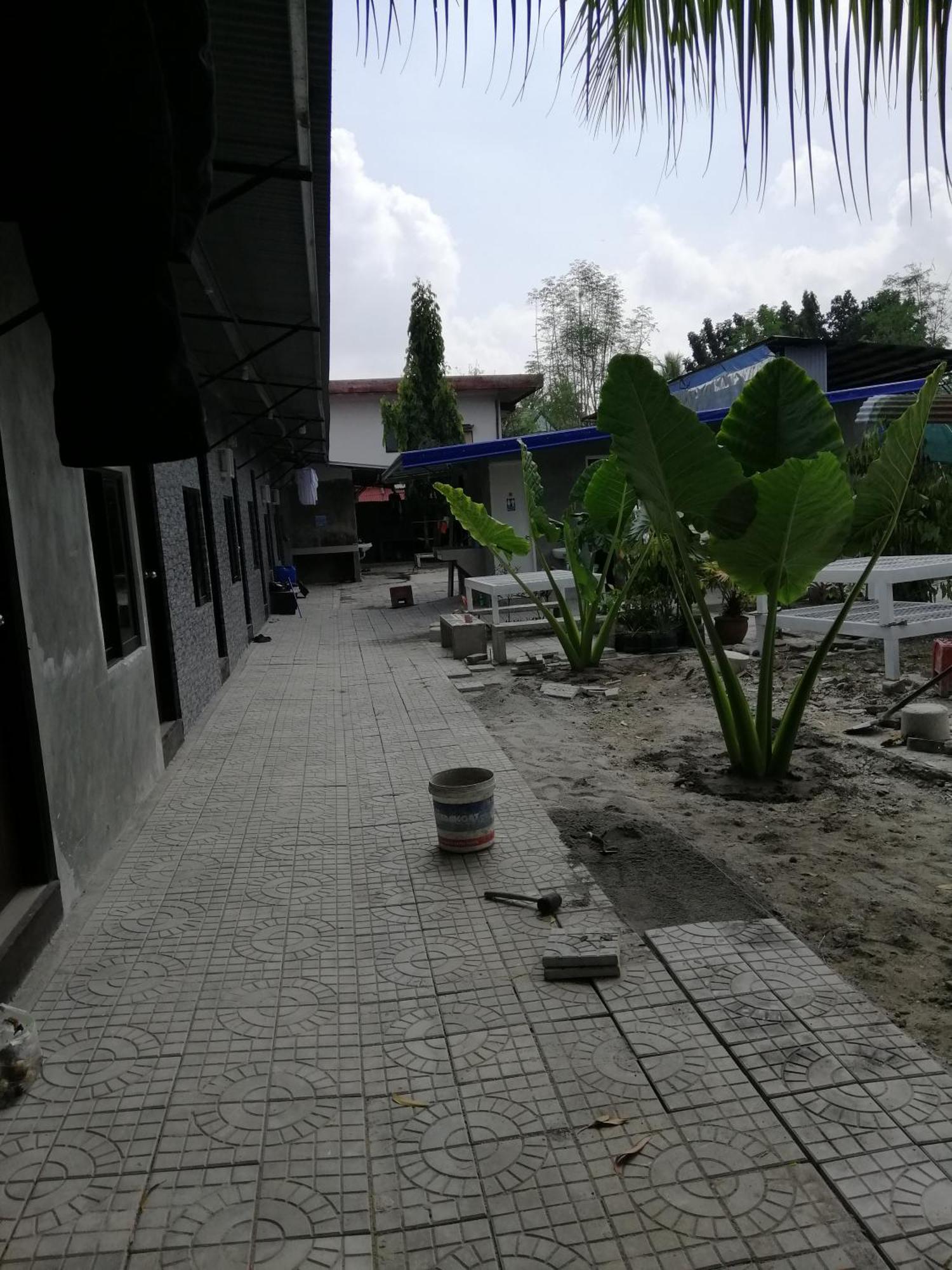 Ostello Katrina'S Dorm Tarlac City Esterno foto